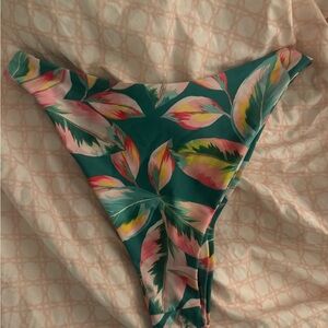 EUC Skatie Tortuga Tropical Leaf Print Bikini Bottom XS